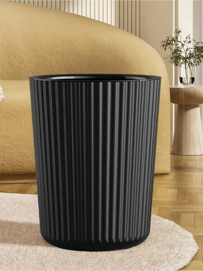 Simple Striped Texture Trash Can